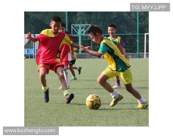 重庆足球队实力飙升创历史新高引发全国关注与热议